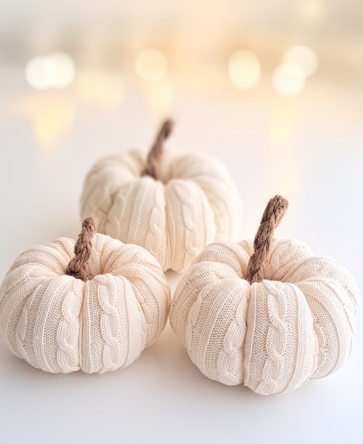 Cream Cable Knit Pumkins